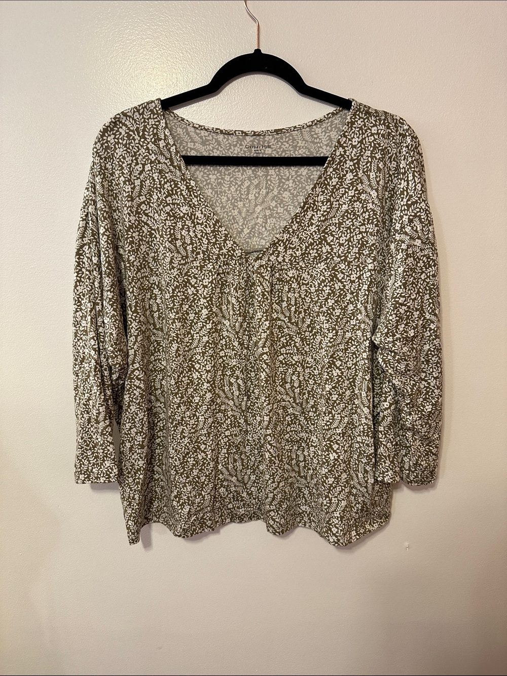 Garnet Hill Floral Print Tencel Stretch Top Olive Cream Size L
